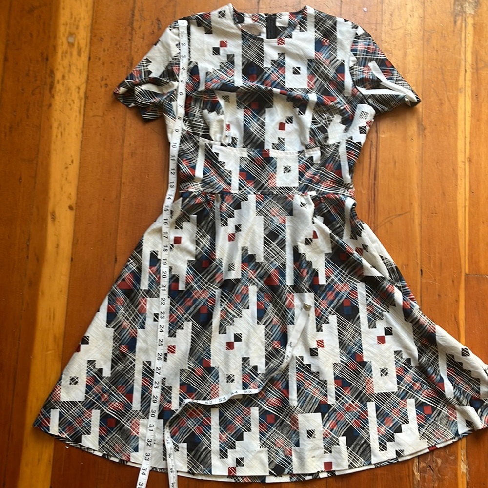 Vintage geo print graphic 50s house dress